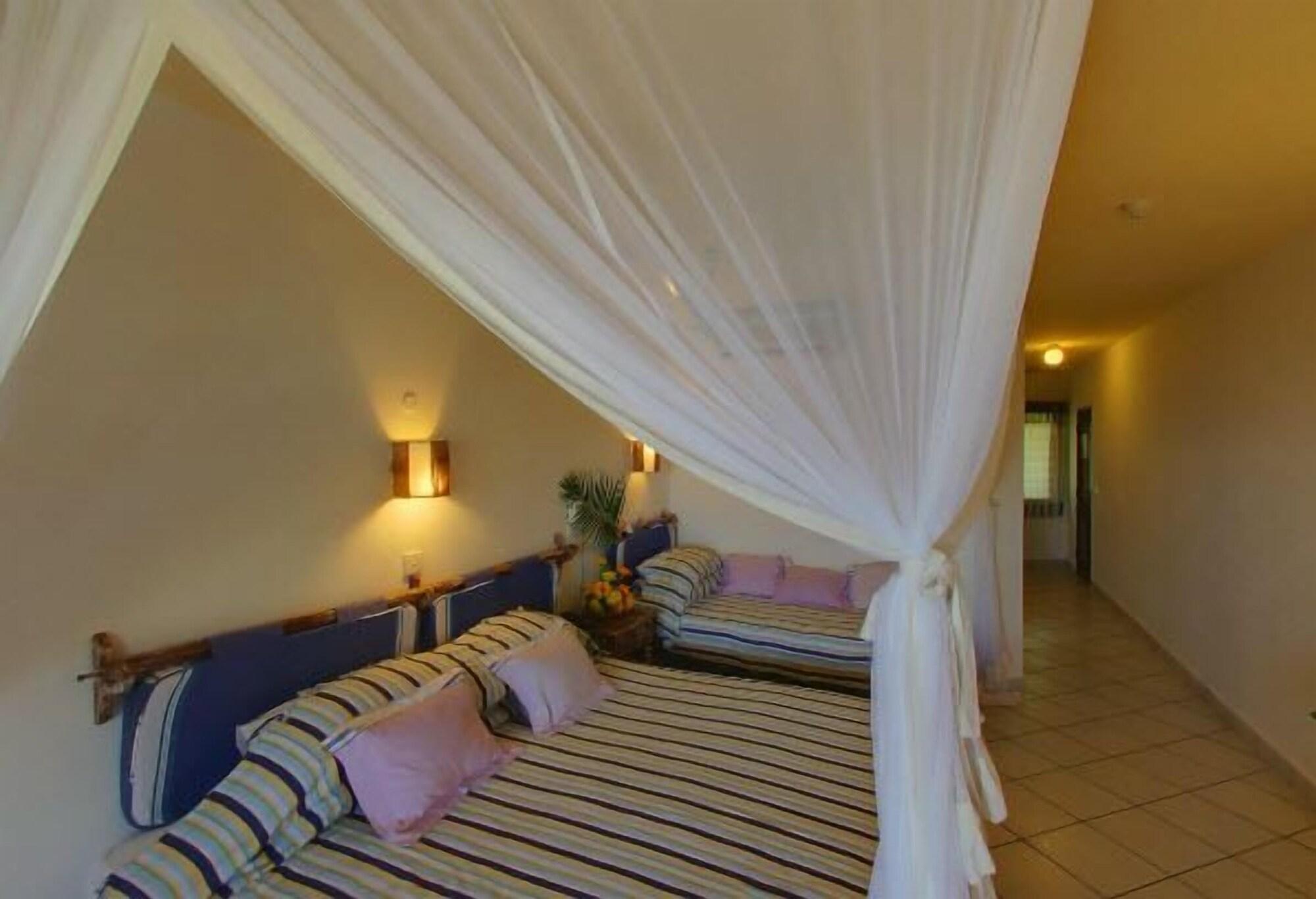 Turtle Bay Beach Club Watamu Esterno foto