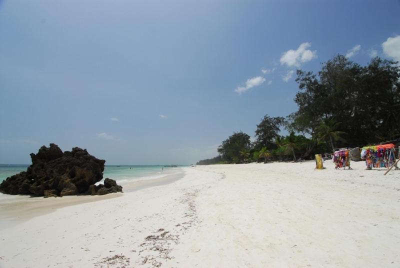 Turtle Bay Beach Club Watamu Esterno foto