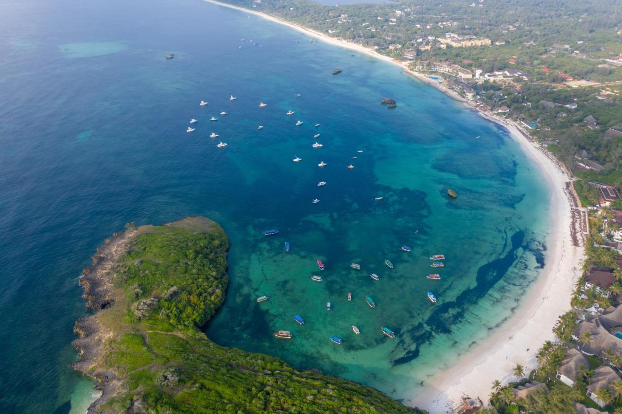 Turtle Bay Beach Club Watamu Esterno foto